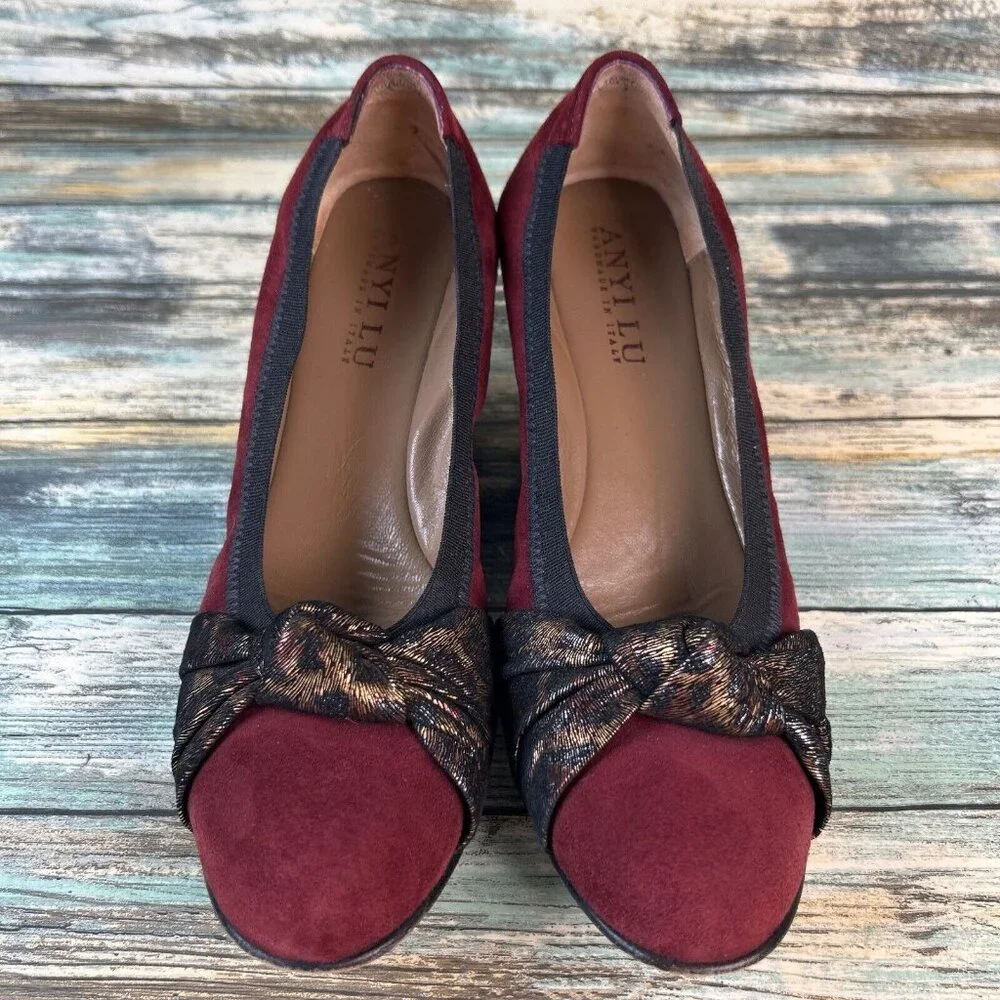Anyi Lu Wedge Heel Pumps Shoe Womens Size 7.5-8/38 Burgundy Suede Handmade Italy